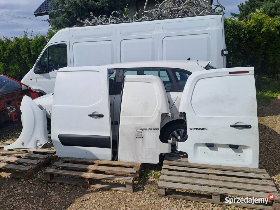 Citroen Berlingo II 200082018rmaska błotniki Rok produkcji 2010 Jastrzębie-Zdrój sprzedam