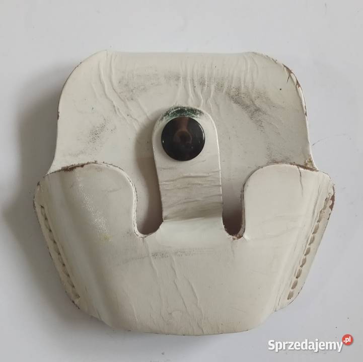 Etui koloru białego zapinane na klips mocowane Militaria dolnośląskie Prusice sprzedam