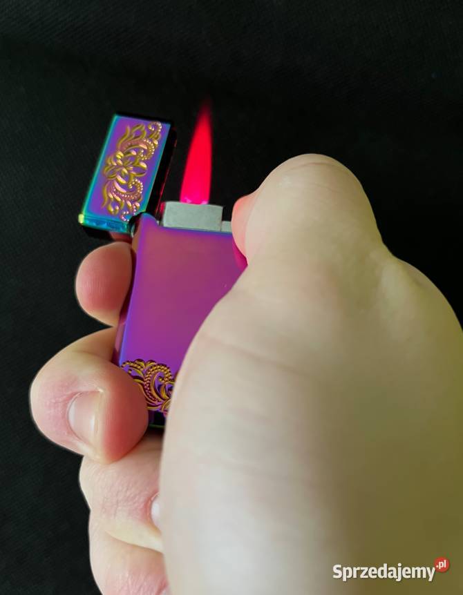 Różowa Zapalniczka Gazowa Żarowam Z Czerwonym