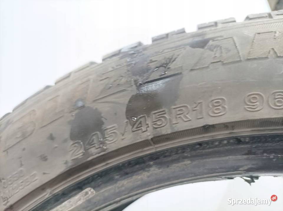 2x OPONA ZIMOWA BRIDGESTONE 24545R18 18cale