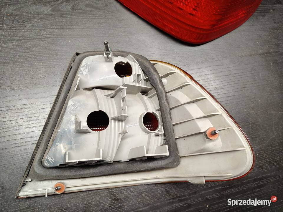 Bmw e46 sedan lampy tylne prawa lewa przed lift osobowe łódzkie