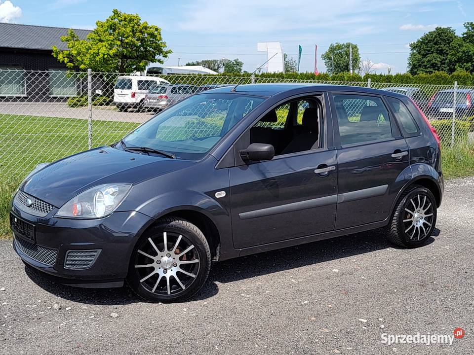 FORD FIESTA 13 BENZYNA Leszno sprzedam