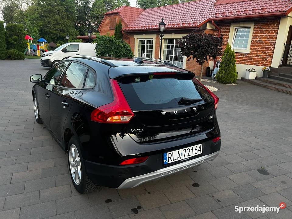 Volvo v40 Albigowa