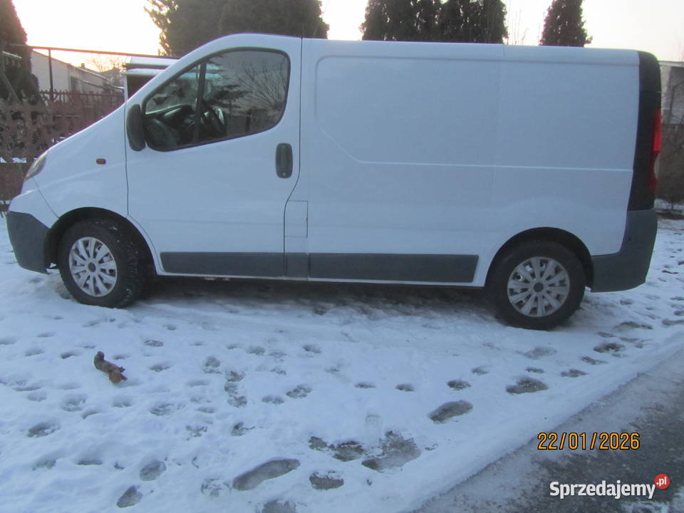 ładny wyposażony vivaro trafic nieuszkodzony Łowicz