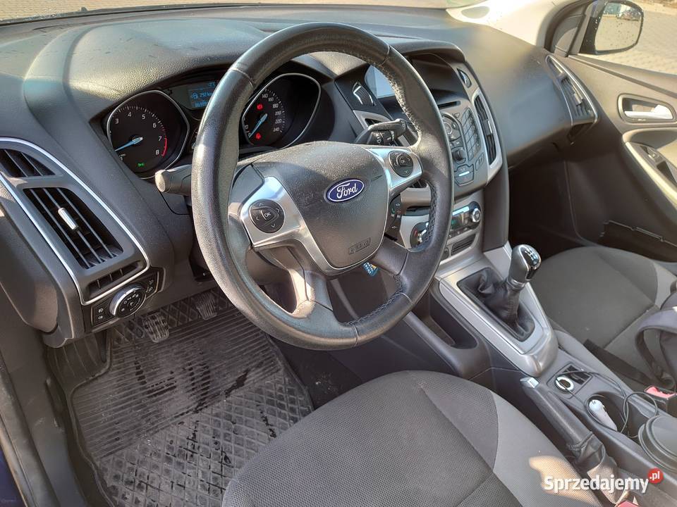 Ford Focus 16 Duratec 125 mały przebieg 79 elektryczne szyby