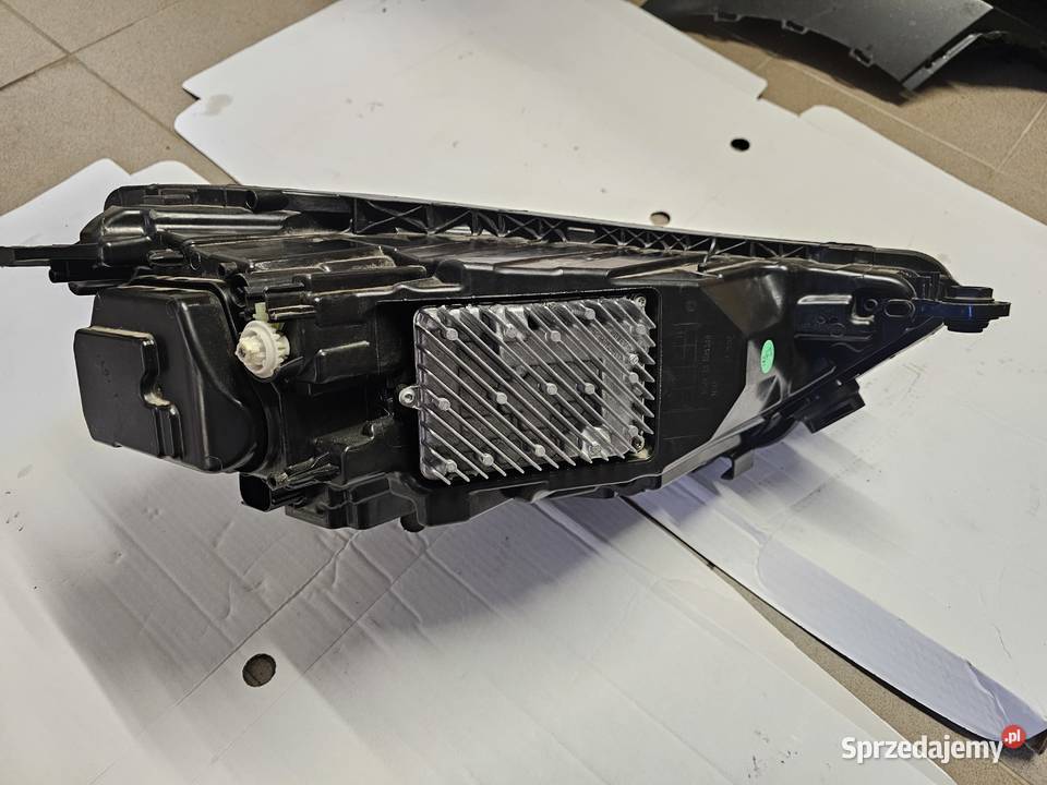 Lampa przednia lewa matrix Audi 80A941035G małopolskie Tarnowiec