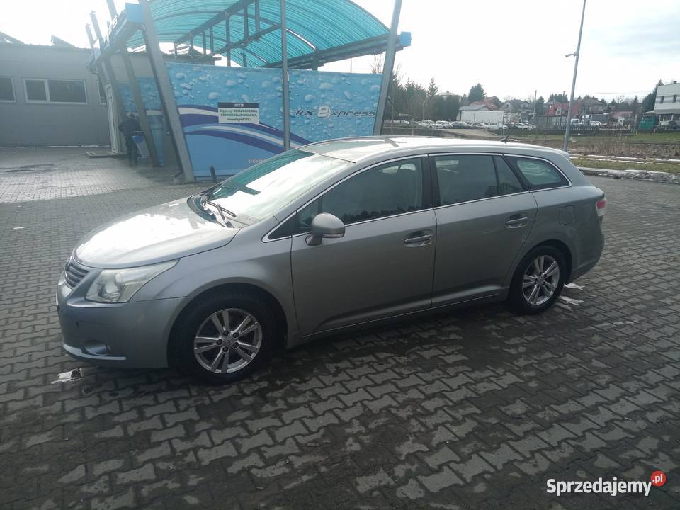 Toyota Avensis T27 20 Benzyna 125