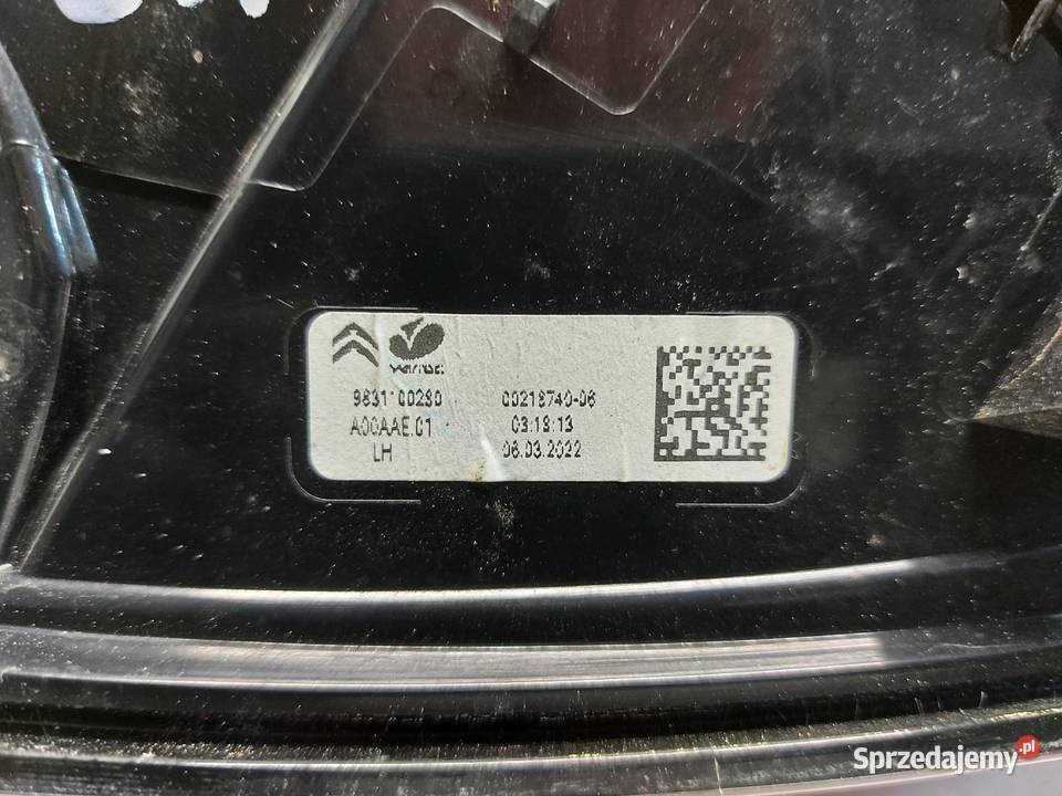 Citroen C4 III Lampa tył lewa 983100280 osobowe sprzedam