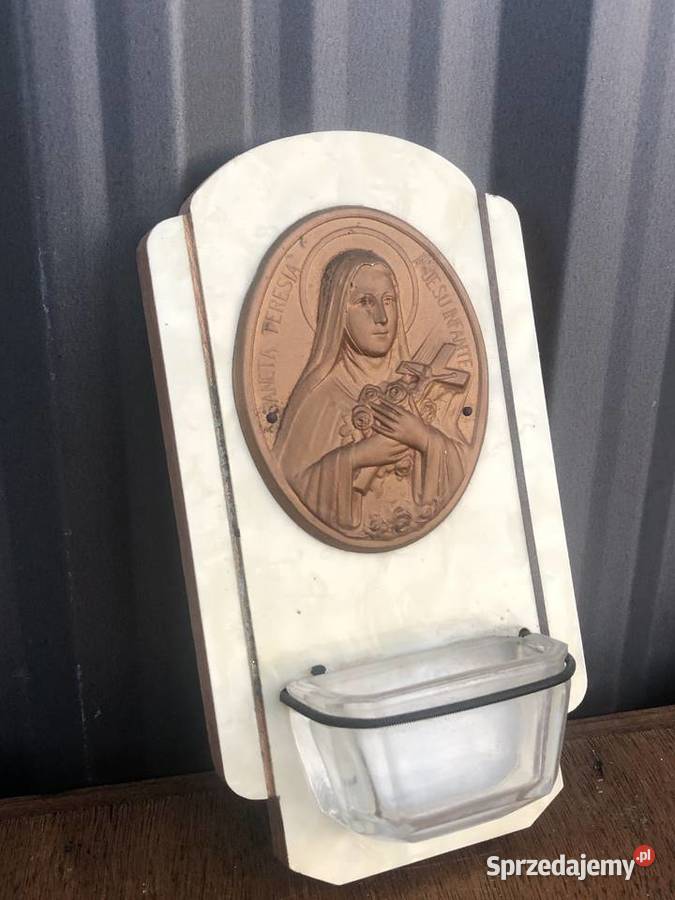 Zabytek kropielnica św Teresa łódzkie Łowicz