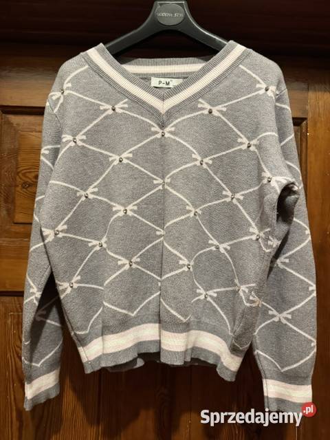 Sweter damski ML szary z różem w kokardki w