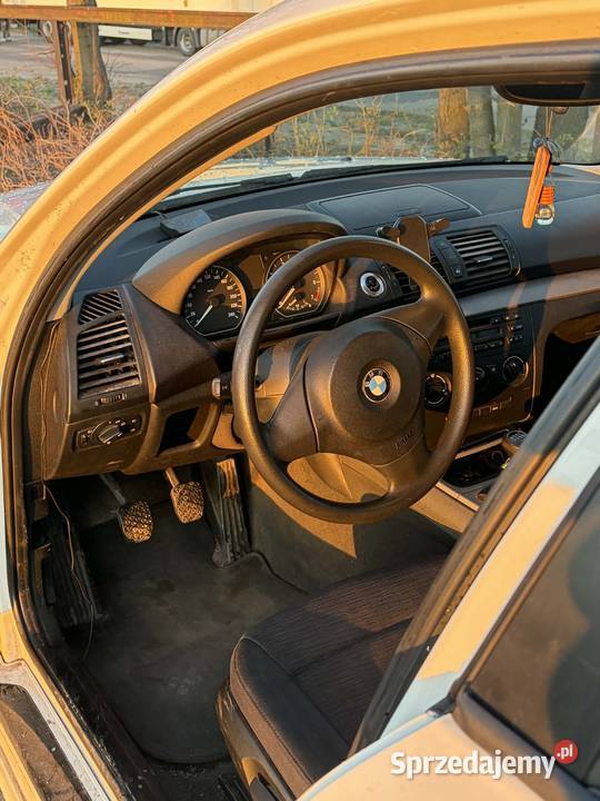 BMW seria 1 e87 116i manualna