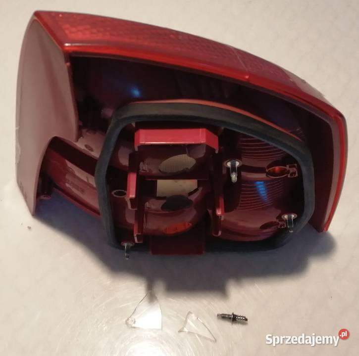 Lampa tylna lewa Skoda Octavia 2 Sedan śląskie Czeladź