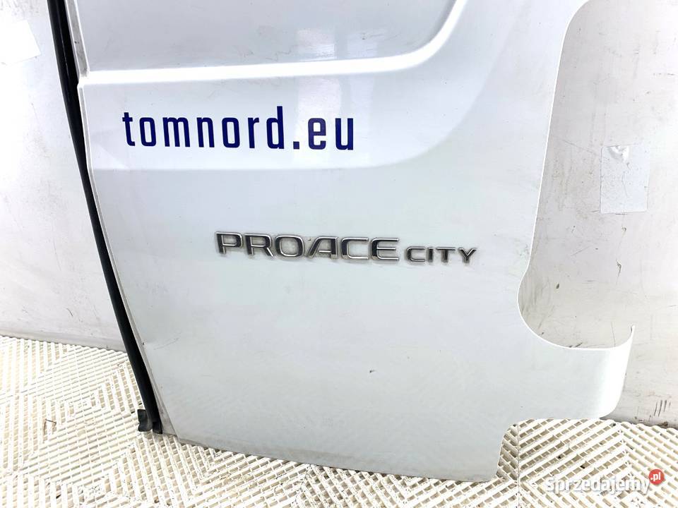 DRZWI TYLNE PRAWE TOYOTA PROACE Van minibus osobowe