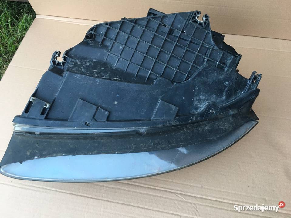 Lampa Bixenon Audi A4 B6 8E0941030T pomorskie Chojnice