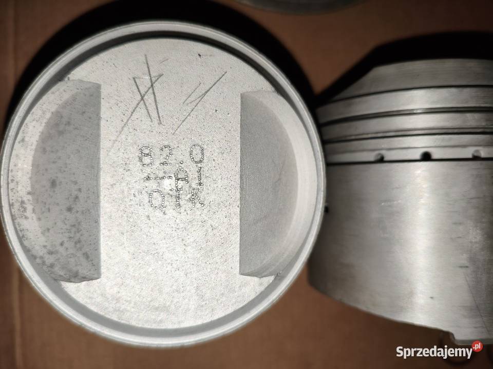 Cylindry Dniepr MT K650 szlifie 820 Leszno