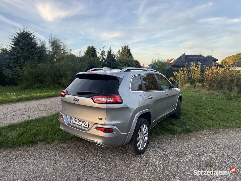JEEP Cherokee KL Overland 22 diesel bezwypadkowy isofix Bydgoszcz