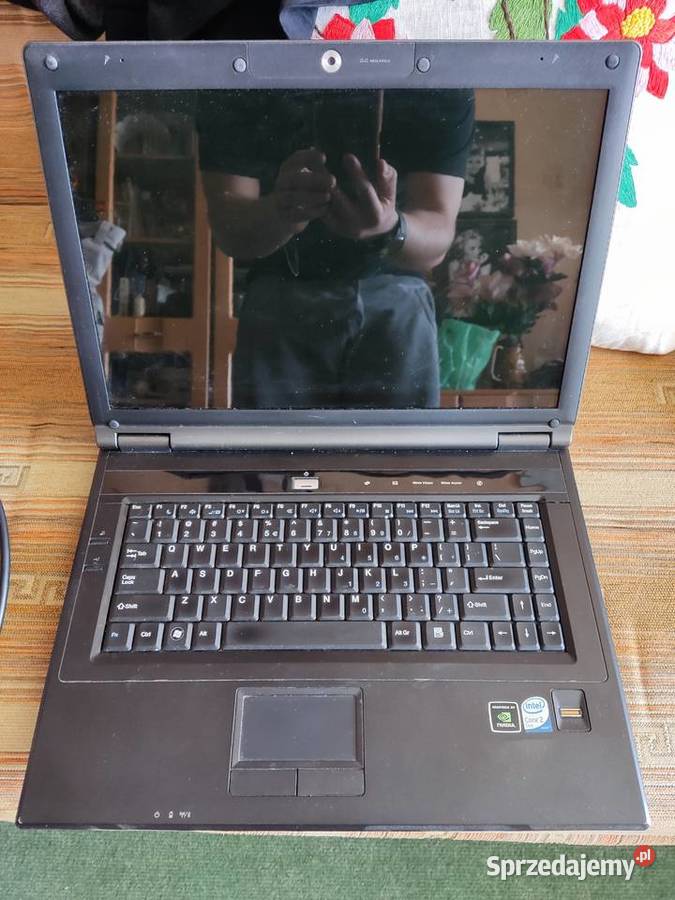 Sprzedam laptop COMPAL FL90 uszkodzona grafika śląskie
