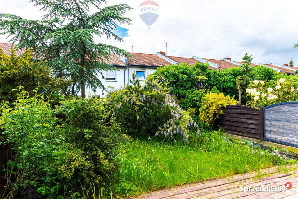 Dom szeregowy ogródek garaż Domy Złotniki