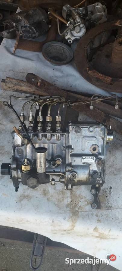 Pompa wtryskowa mercedes w123 kaczka beczka Zagorzyce sprzedam