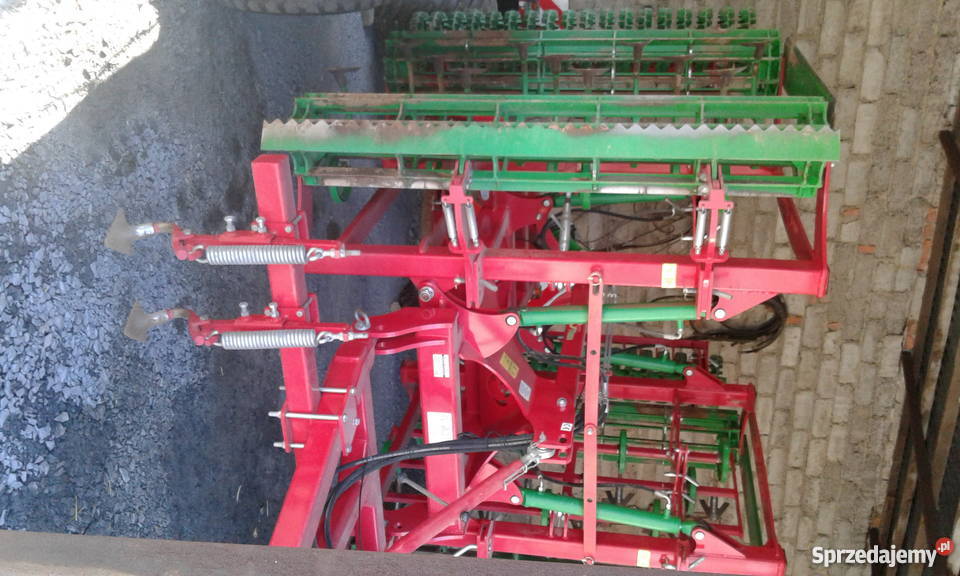 AgroTom Kompaktor Gostomia