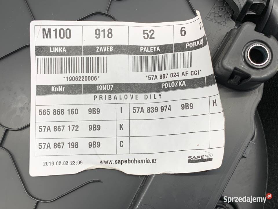 BOCZEK DRZWI LEWY TYŁ SKODA KAROQ SUV TAPICERKA