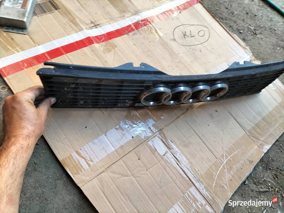 AUDI 80B3 80 B3 ATRAPA ATRAPKA ZDERZKA GRILL Kamień-Kolonia