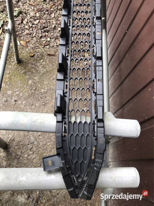 Hyundai I30 III lift kratka zderzak przód zderzaki Karoseria Rzeszów