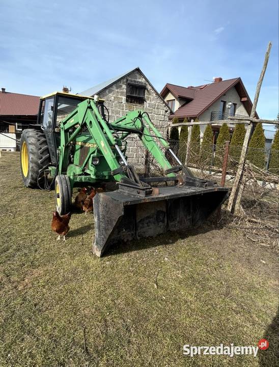 John Deere 2040 z ładowaczem czołowym John Deere Brzostówiec sprzedam
