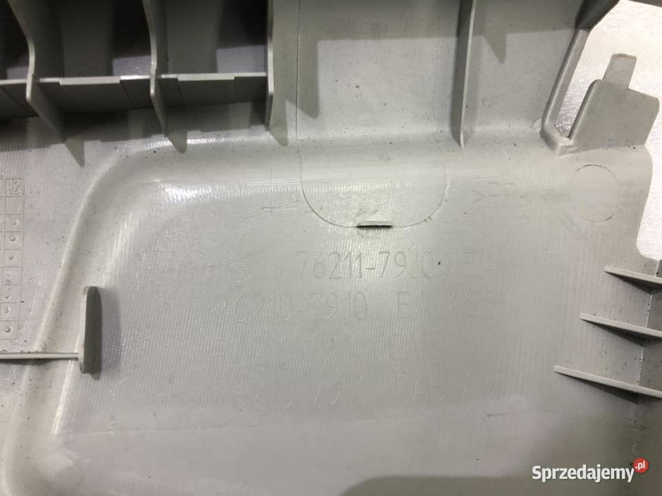 OSŁONA SŁUPKA ŚRODEK PRAWA SUZUKI SX4 7621179J0