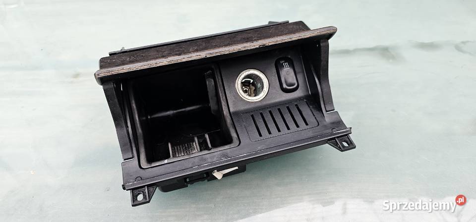 Popielniczka schowek avantgarde mercedes w210 Zbąszyń