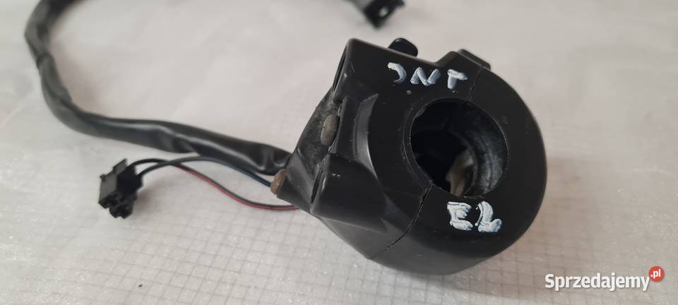 Suzuki Intruder 125 przełącznik prawy mazowieckie Warszawa