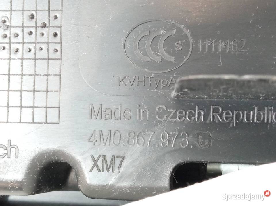TAPICERKA BOCZEK OSŁONA KLAPY BAGAŻNIKA 4M Tapicerki samochodowe Części samochodowe świętokrzyskie sprzedam