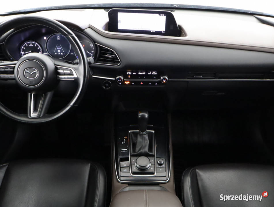 Mazda CX30 SkyactivX 20 kamera cofania dolnośląskie Bielany Wrocławskie
