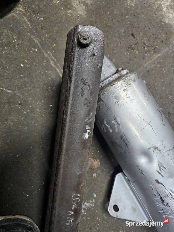CBR 125 jc34 kolektor tłumik wydech rura kolanko