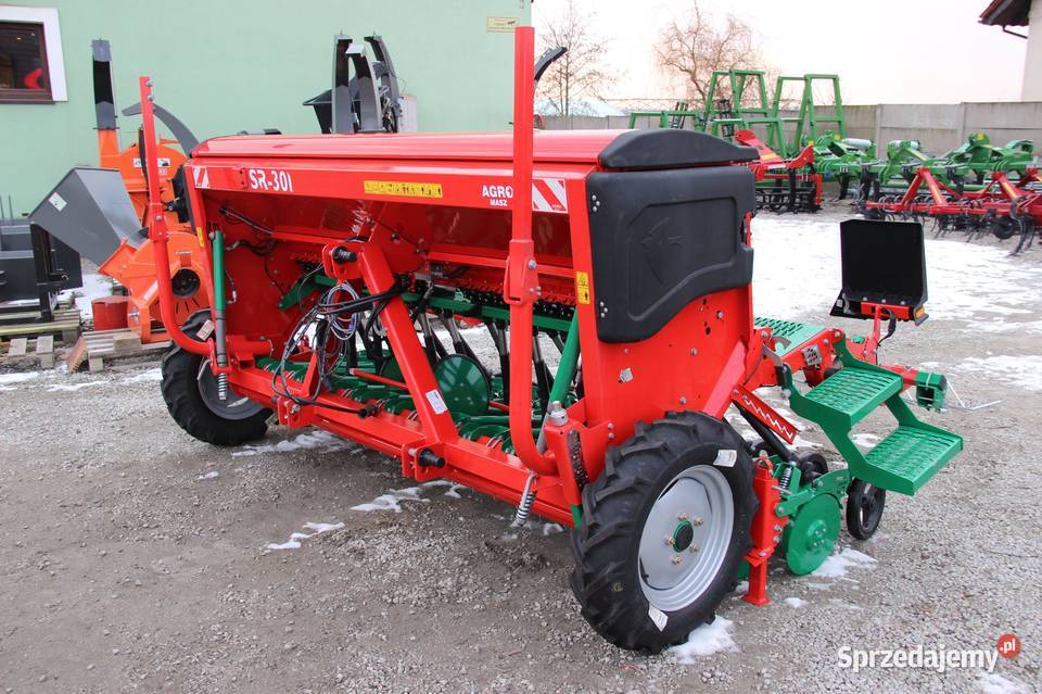 Siewnik zbożowy do zboża AgroMasz 251 271 301 25 kujawsko-pomorskie Rogóźno