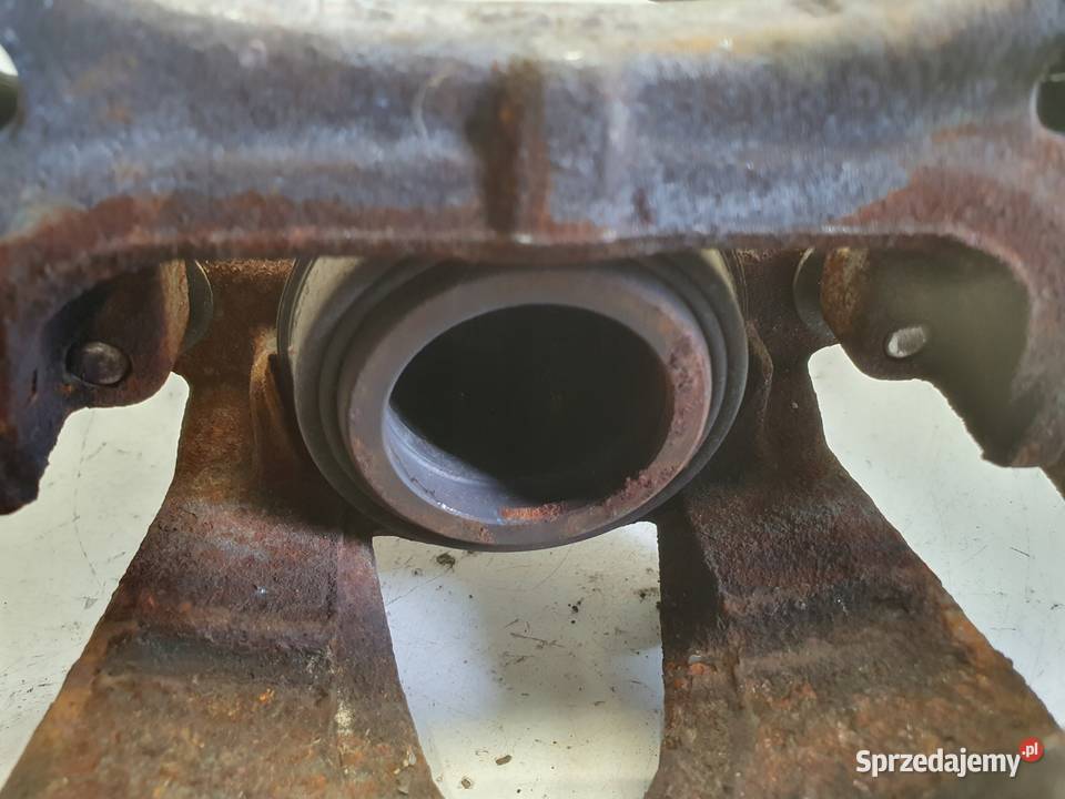 Renault Clio V LEWY PRZEDNI ZACISK HAMULCOWY osobowe Rudka