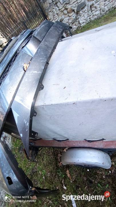 Zderzak przedni robota rav4 hybryd pluding Krawce