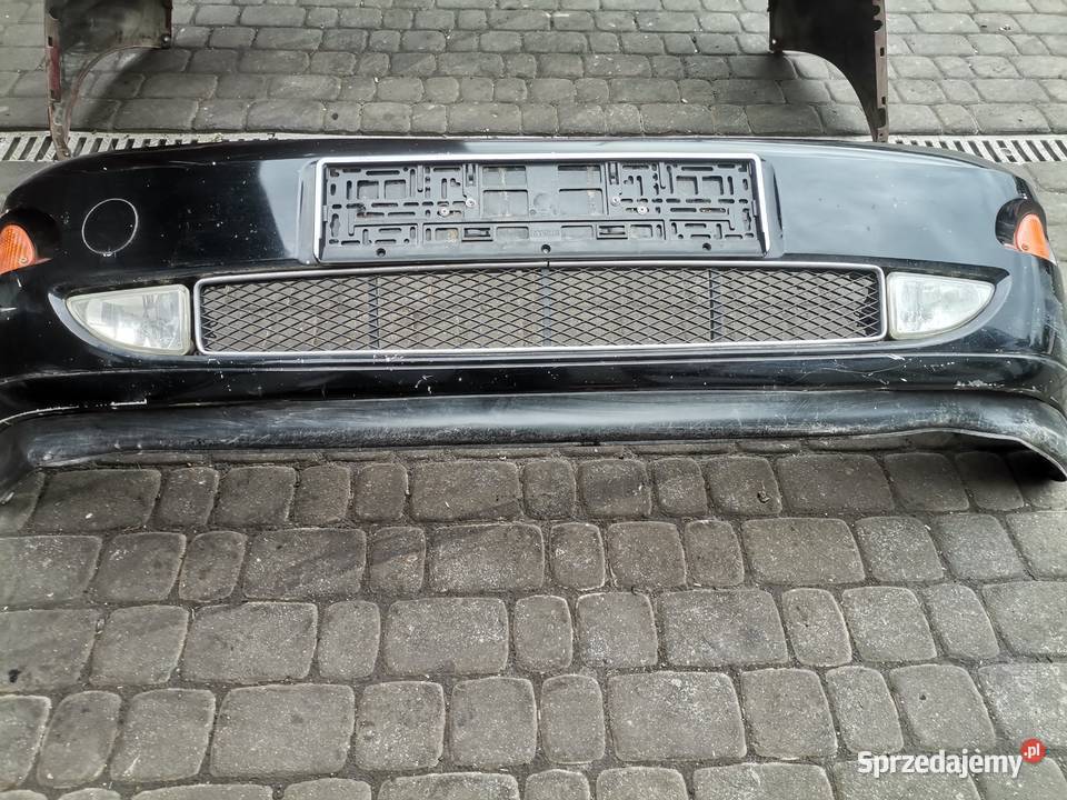 ZDERZAK PRZÓD PRZEDNI FORD FOCUS MK1 KOLOR F8 Rok produkcji 2002 Nowy Sącz