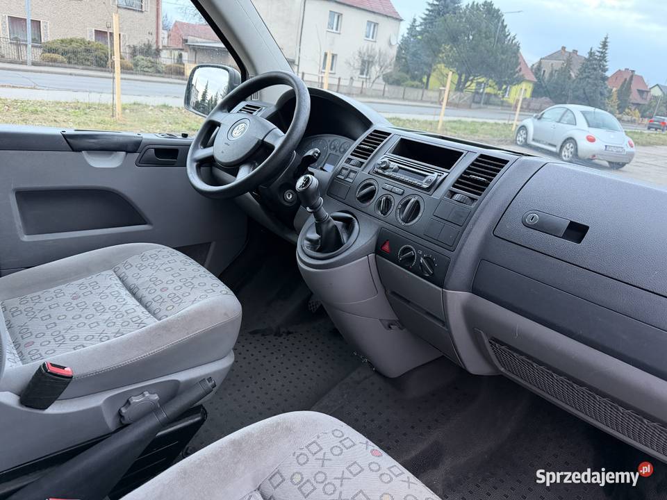 Volkswagen T5 Multivan 25TDI 130 2008r 9 osób