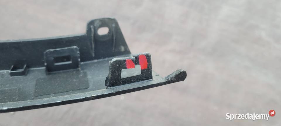 DACIA SANDERO III LISTWA BŁOTNIKA PRZÓD PRAWA śląskie Ruda Śląska