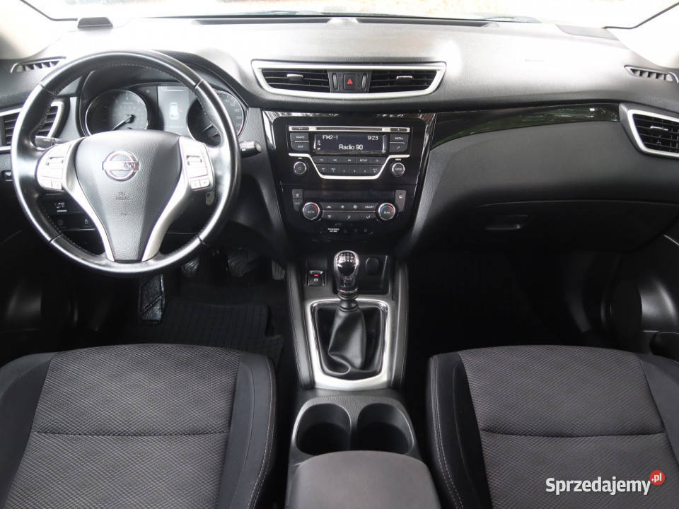 Nissan Qashqai 12 DIGT Rok produkcji 2015 Nissan Katowice