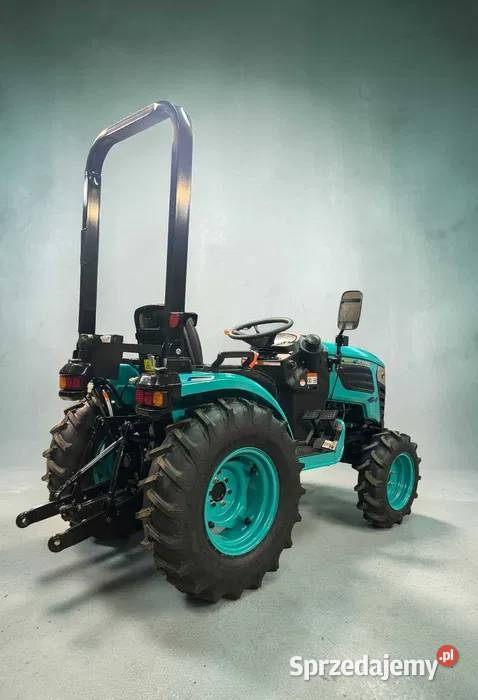 Hinomoto HM3025 25hp 4x4 SPECIAL edition Biskupice