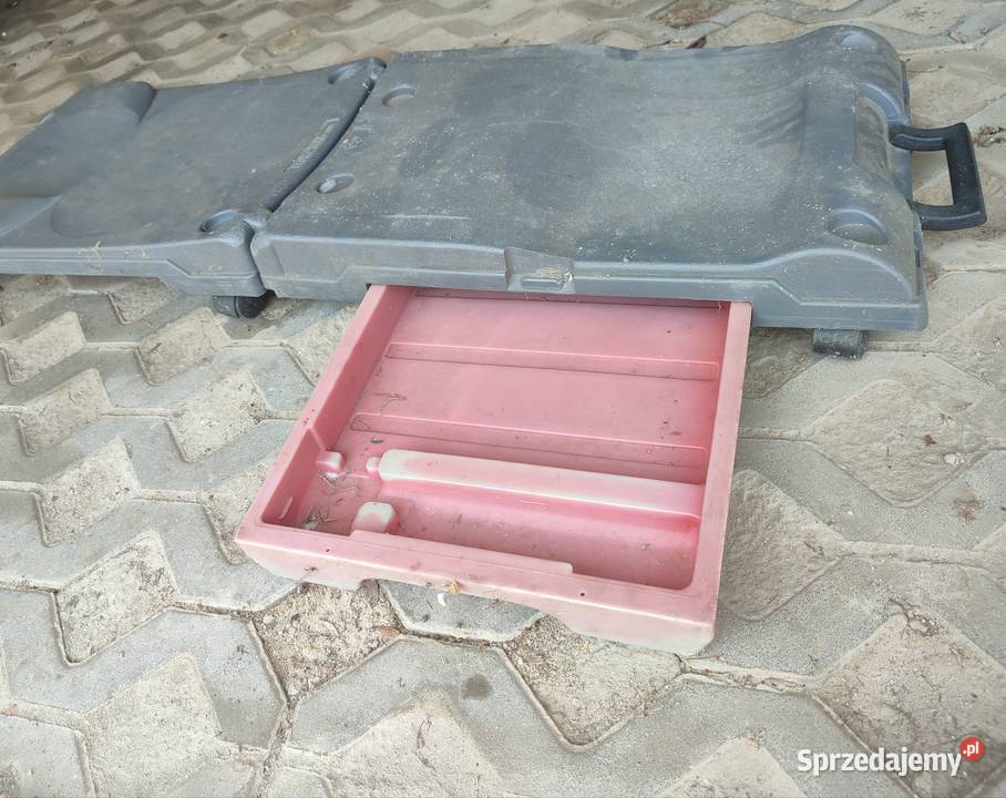 leżanka mechanika na kółkach Motycz