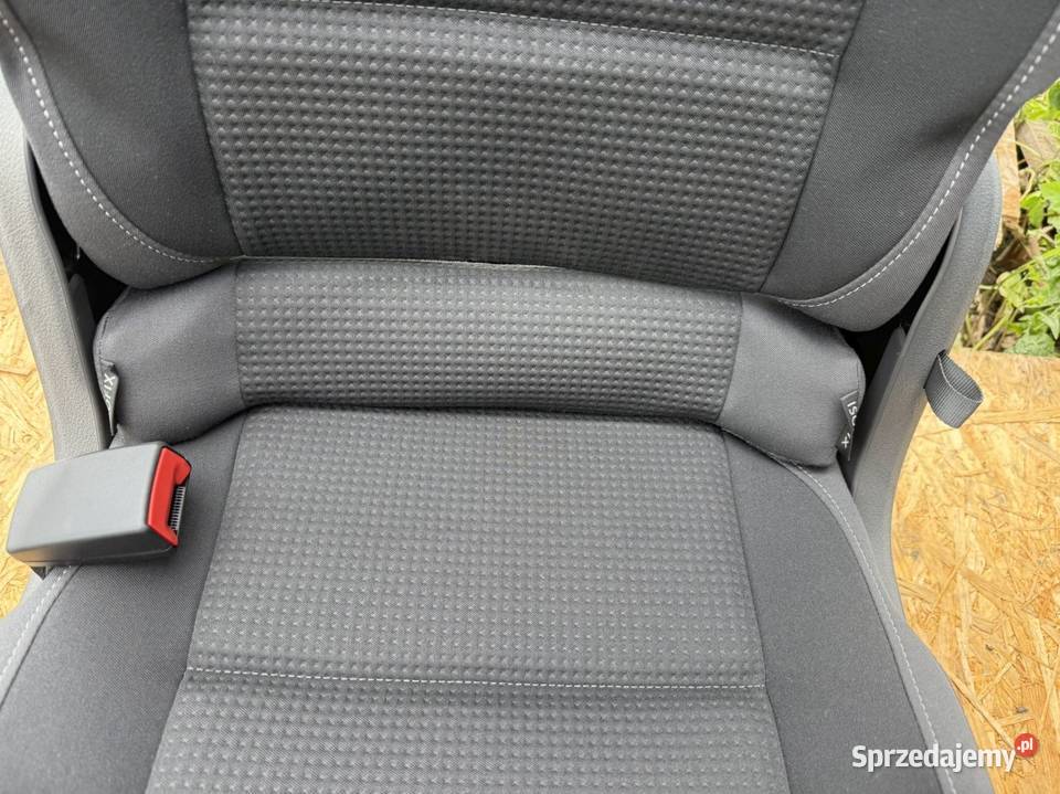 VW TOURAN II 2 1T fotele siedzenia kanapa 2 RZĄD Fotele i kanapy