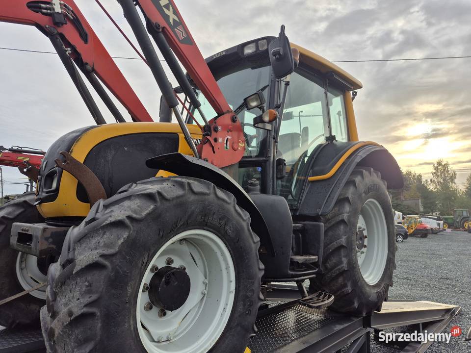 Valtra n 82 silnik SisuFendt z ładowaczem Turek