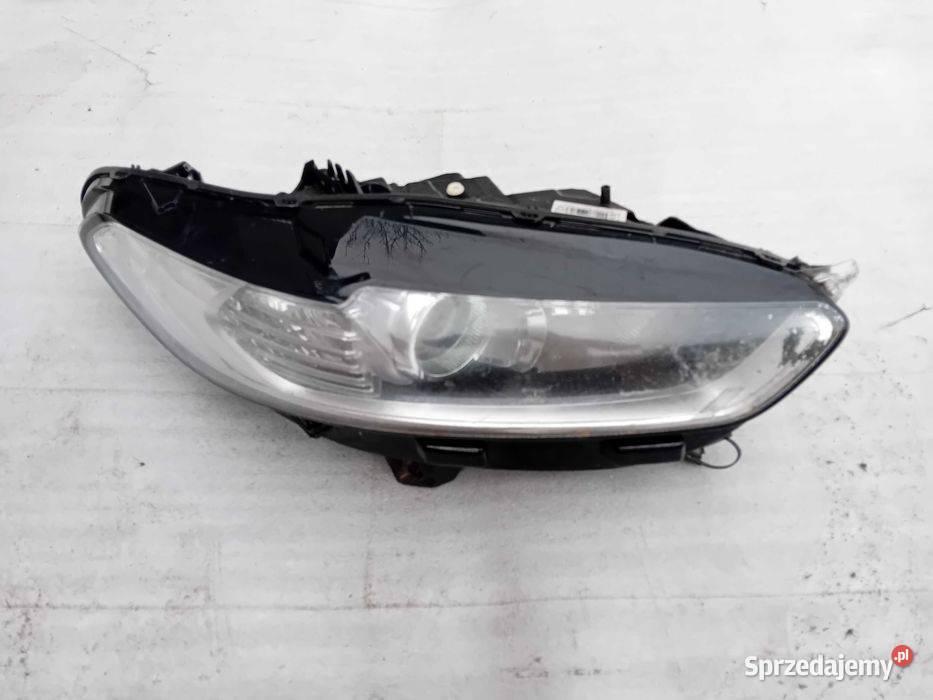 Ford Mondeo MK5 reflektor lampa prawy przód prawe wielkopolskie Przeźmierowo