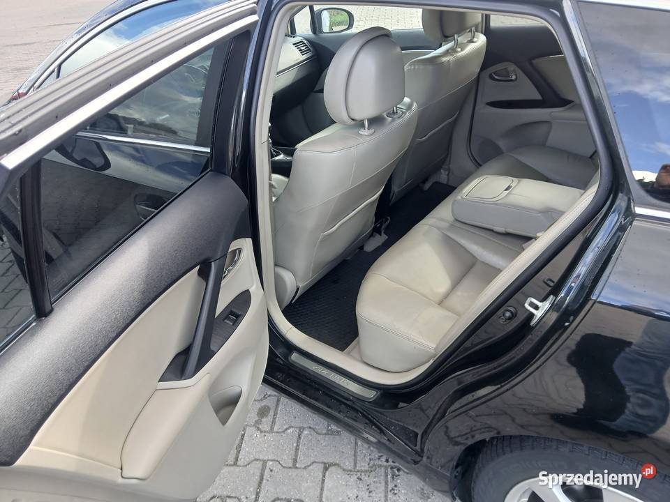 Toyota Avensis 20 d4d xenon jasne skóry diesel pomorskie