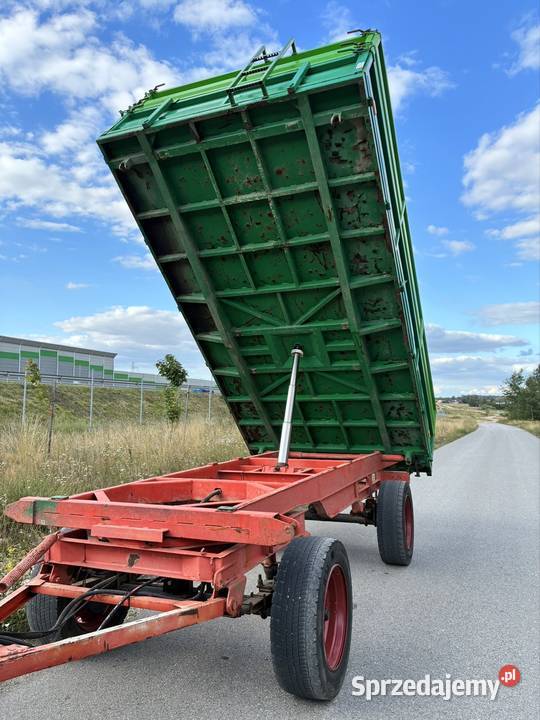 Sprzedam przyczepę rolnicząwywrotkę Wola Krzysztoporska