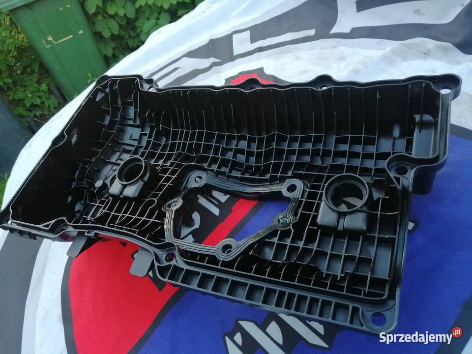 Bmw e46 lift n46pokrywa zaworów oryginał idealna Aleksandrów Łódzki