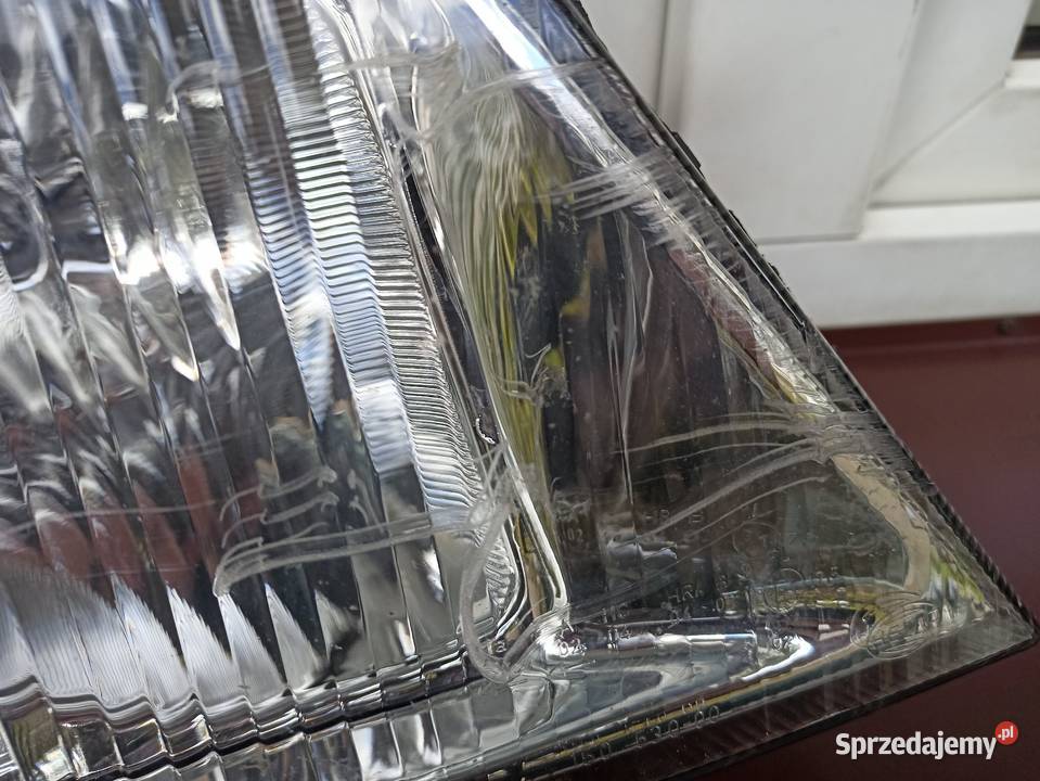 Mercedes Sprinter W901 lampa przednia prawa dostawcze Sieradz